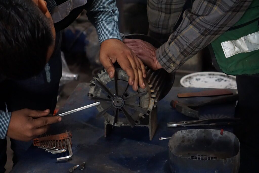 Embobinado de motores eléctricos en Torreón. Reparación de motor 5hp.